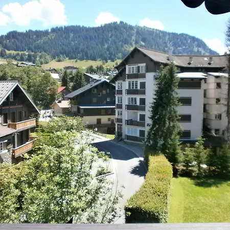 Au Coin Du Feu Hotel 3*