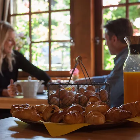 Au Coin Du Feu Szálloda 4*