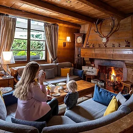 Au Coin Du Feu 4*