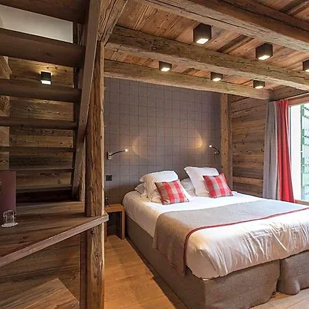 Au Coin Du Feu Hotell Megève