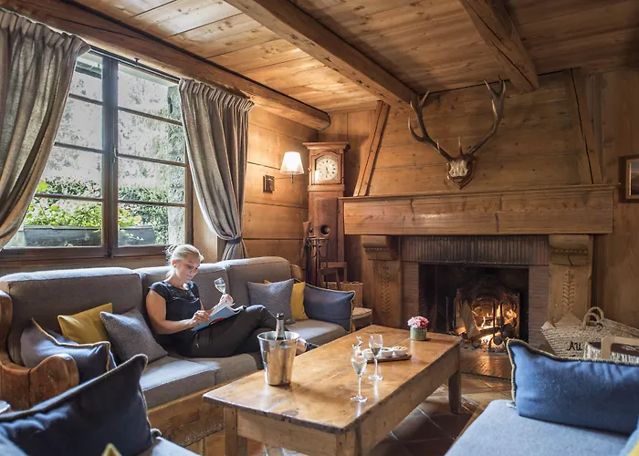 Hotel Au Coin Du Feu 4*